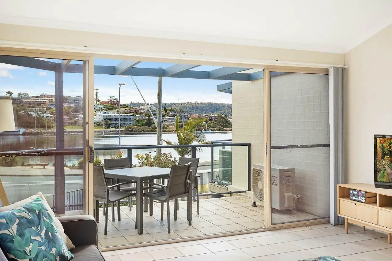Sails Luxury Apartments ميريمبولا 4*,
